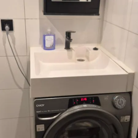 Mini Kawalerka Blisko Manufaktury Апартаменти